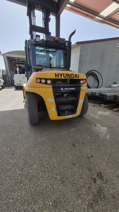 Empilhador Diesel HYUNDAI