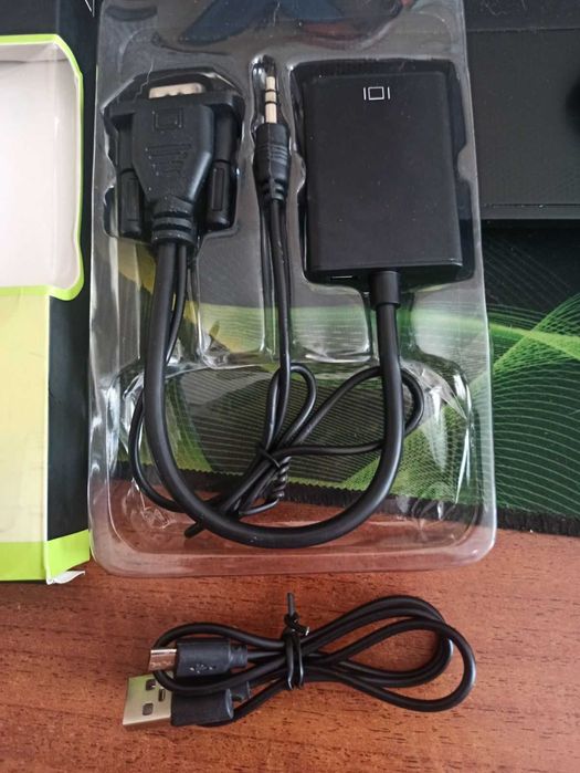 Конвектор FULL HD 1080 - VGA (папа) - HDMI (мама) + AUX коробка чорний