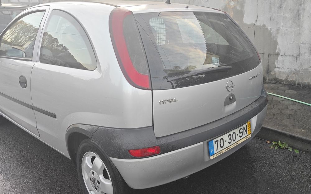 Opel corsa C 1.7 dti sport comercial
