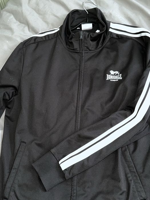 Зіпка   Lonsdale