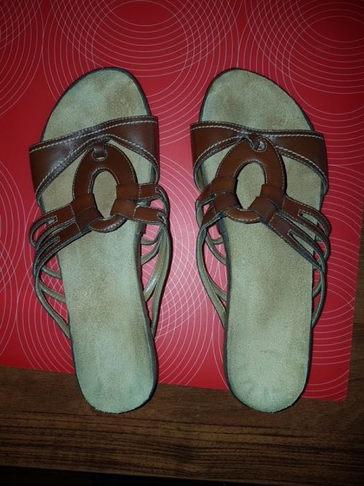 Sandałki rozmiar 38
