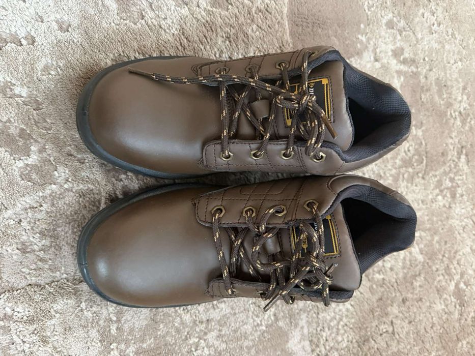 Робочі черевики 39розмір