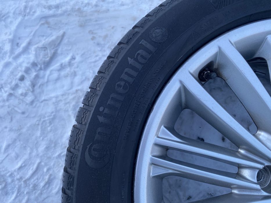 Felgi Hyundai 5x114.3 et50 7.0j opony zima koła 225/50 r17