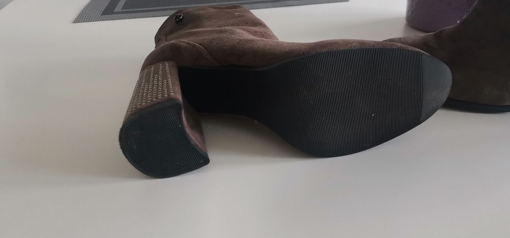 Botki skórzane irchowe