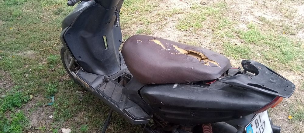 Скутер 150 кубів сів поїхав