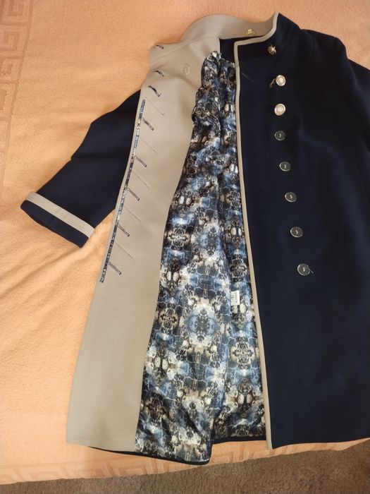 Пальто жіноче демісезонне