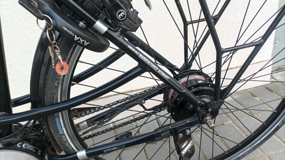 Rower elektryczny Gudreit automatyczne biegi Bosch. Koła 28 rama 21'