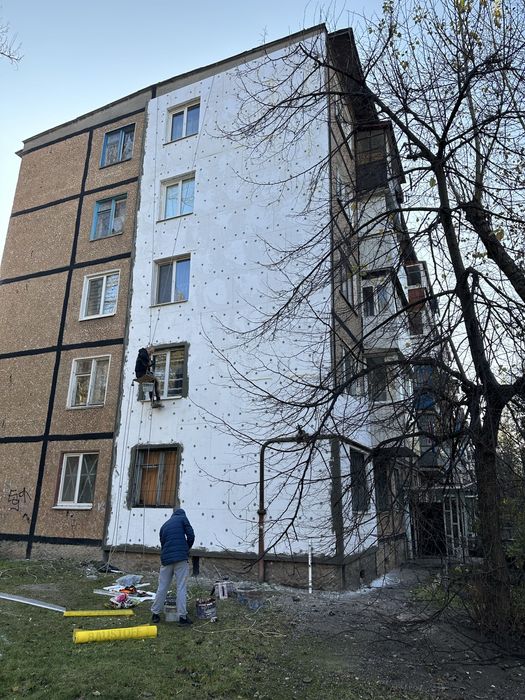 Гарантия!!! Ремонт межпанельных швов . Утепление фасадов .