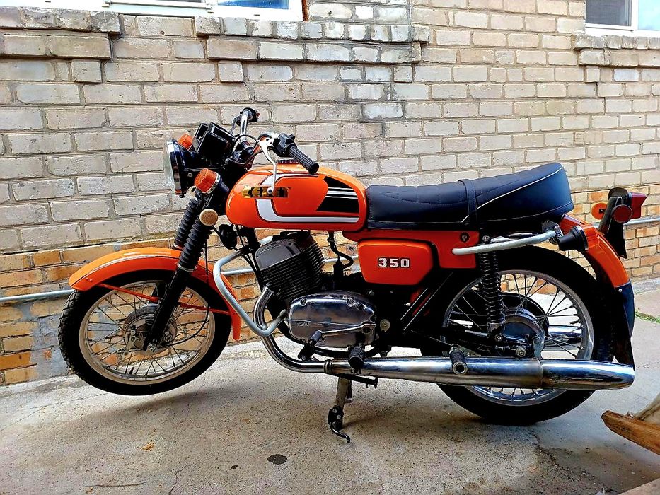 Ява ,Чезет 472.5 12в.