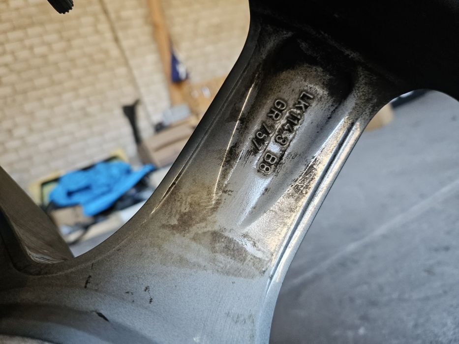 Felgi Kia Hyundai 5x114,3 17cali Grafit Super Stan