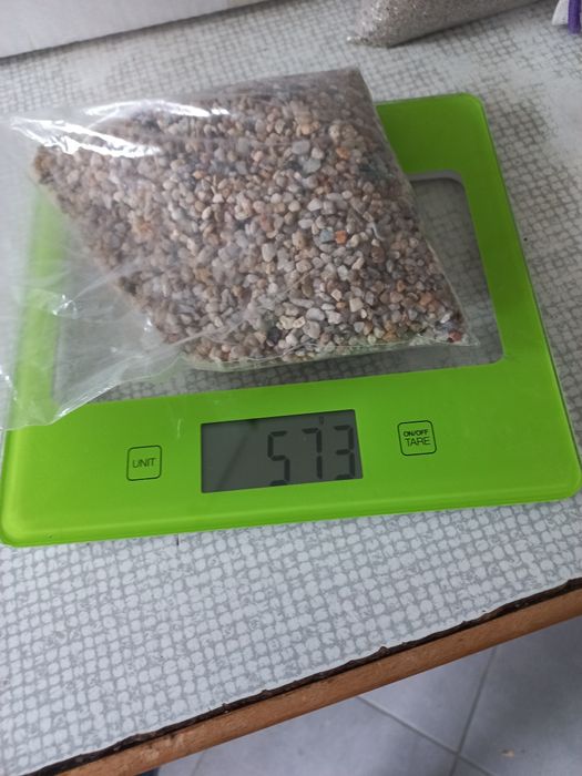 Żwirek, kamyczki, mech do lasu w szkle