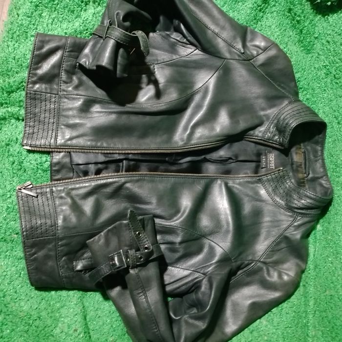 1=2кожа.б.у. и новые..куртка -пиджак.не узкие джинсы-штаны-брюки