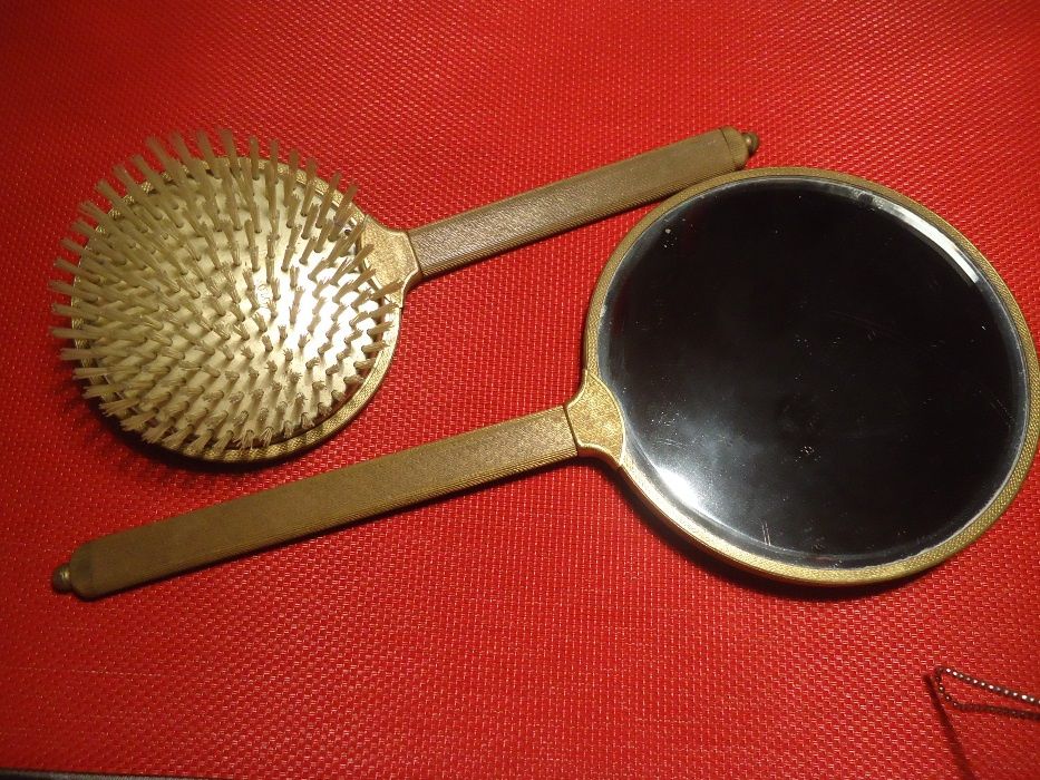 Conjunto de Espelho e Escova de Cabelo