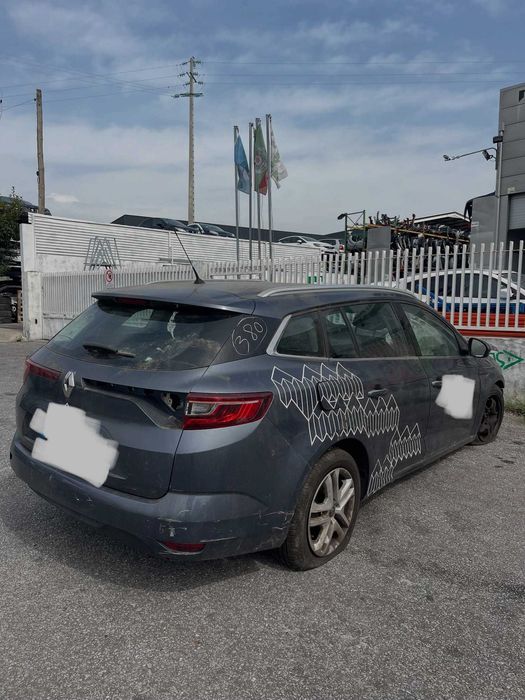 Renault Megane IV Sport Tourer 2023 PARA PEÇAS!