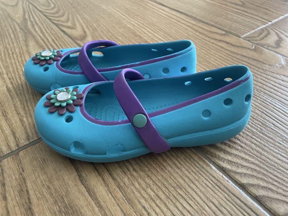 Sandlaki crocs niebiesko fioletowe