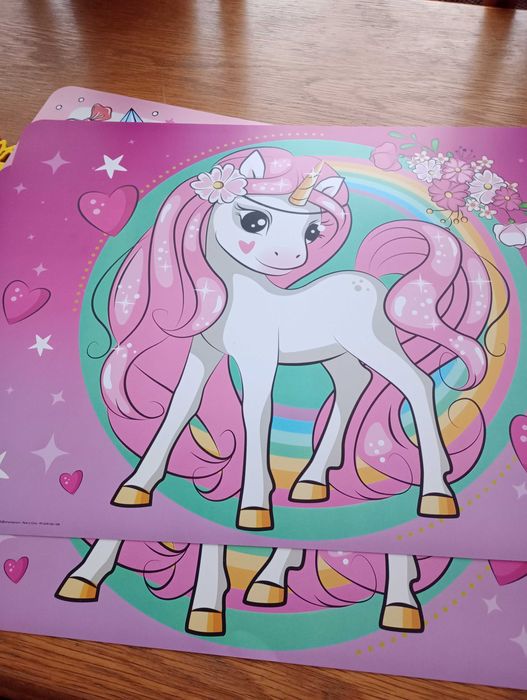 Mata na biurko dla dziewczynki konik pony