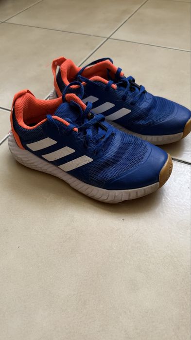 Кросівки adidas, розмір 32, дуже класні і зручні