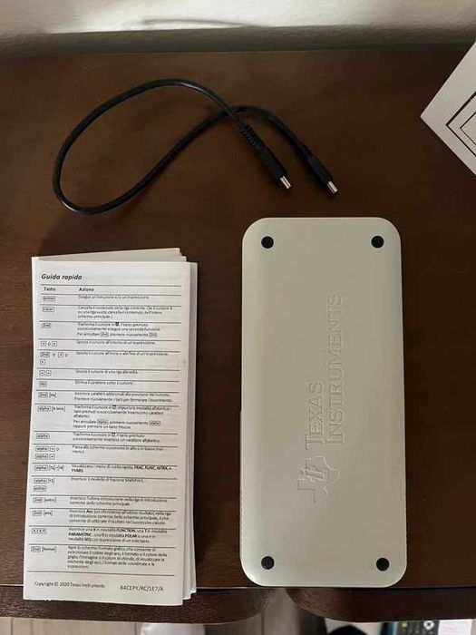 Calculadora TI 84 Plus CE-T