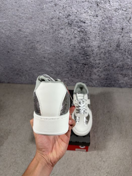 Pierre Cardin White and Silver