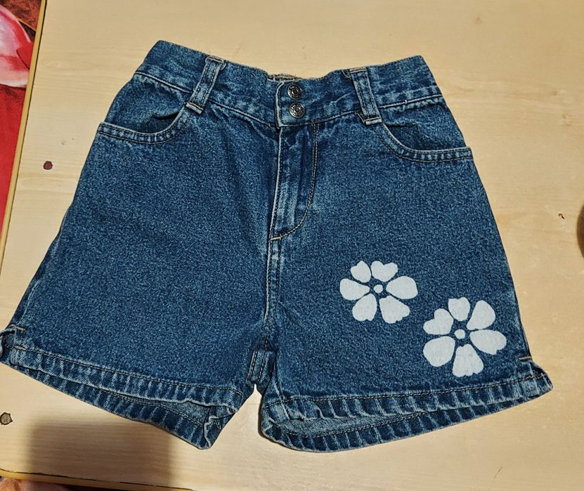 Детские джинсовые шорты раз 92