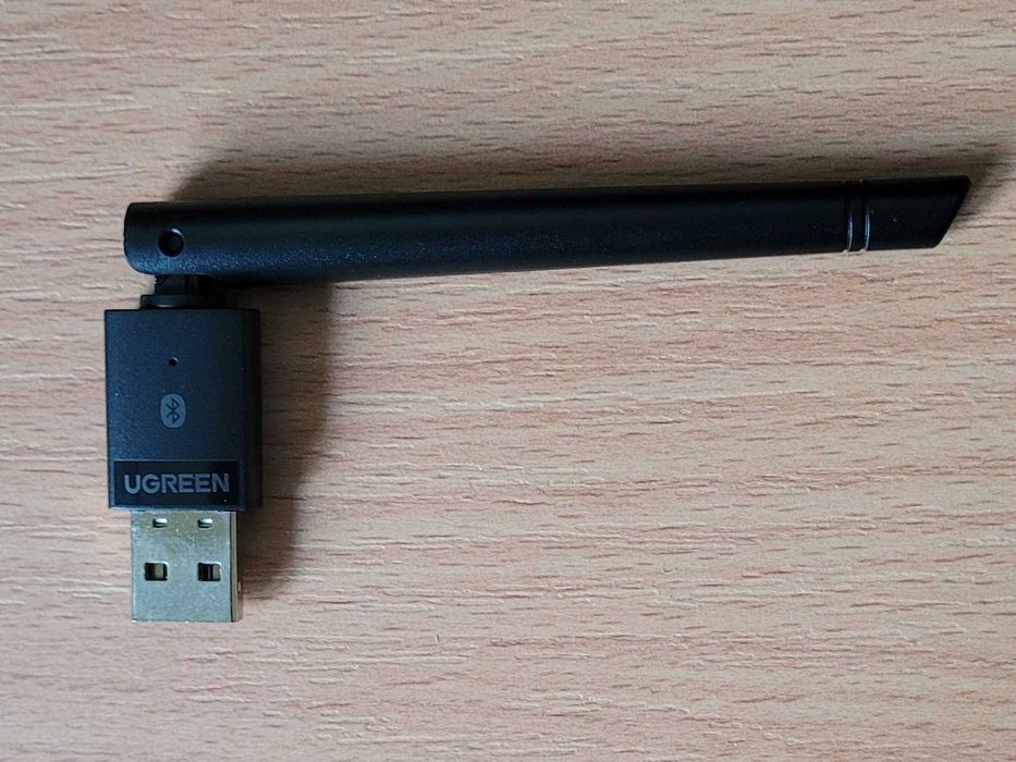 UGREEN Adapter Bluetooth 5.3 z anteną 2dBi i zasięgiem do 100 metrów