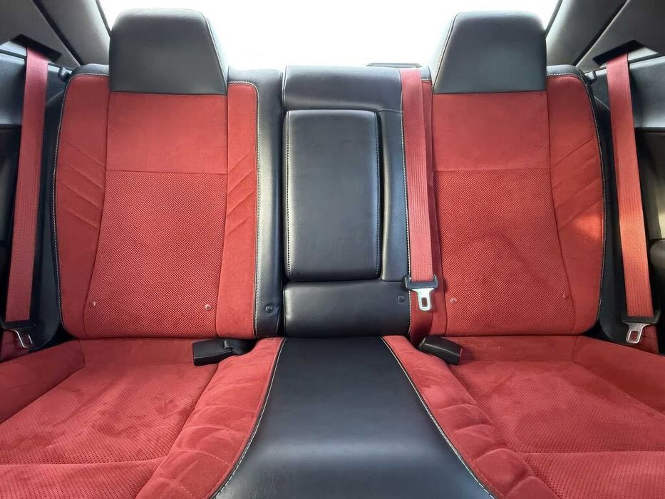 Dodge Challenger SRT Hellcat      2016