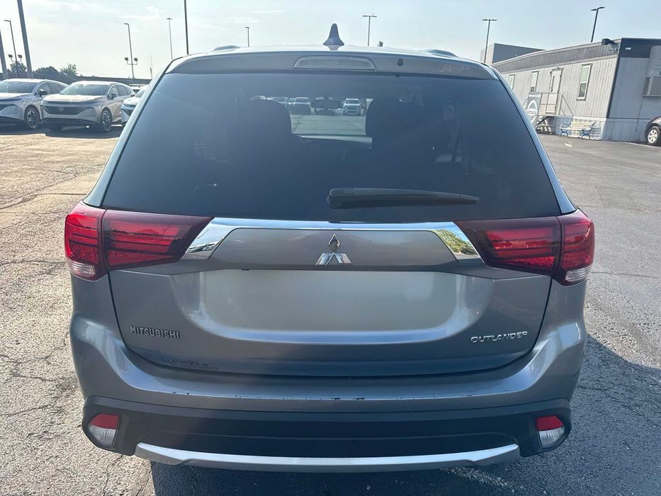 Mitsubishi Outlander GT S-AWC      2018