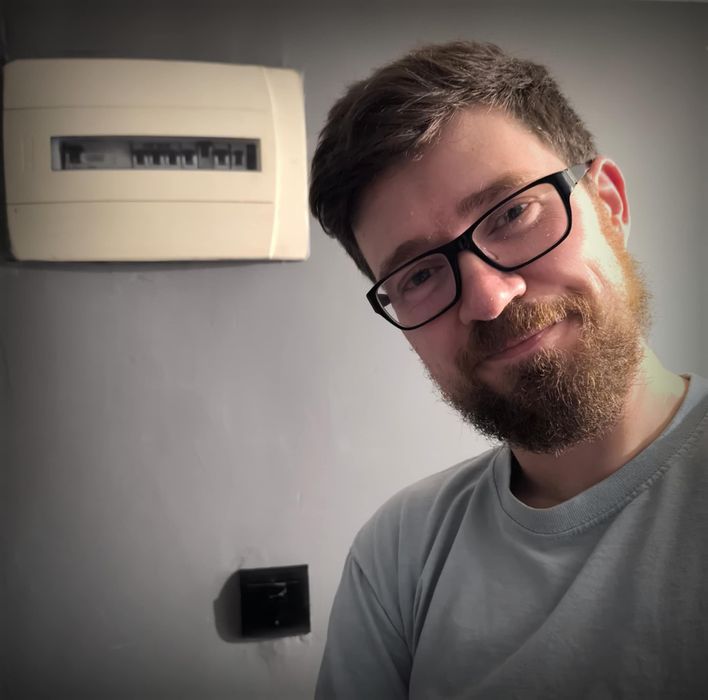 Elektryk, pomiary elektryczne, awarie, instalacje