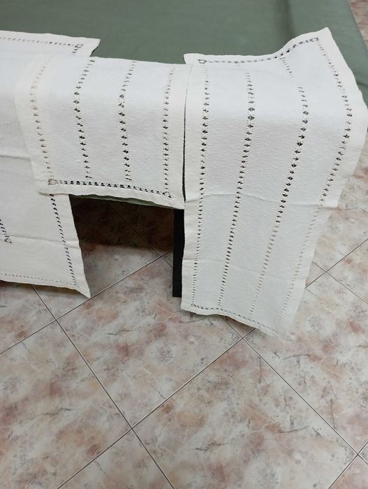 Decorative cloths with a small towel, open hem, beige color,