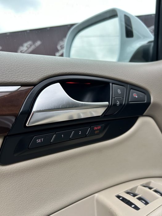 Audi Q7 3.0 бензин 2012р