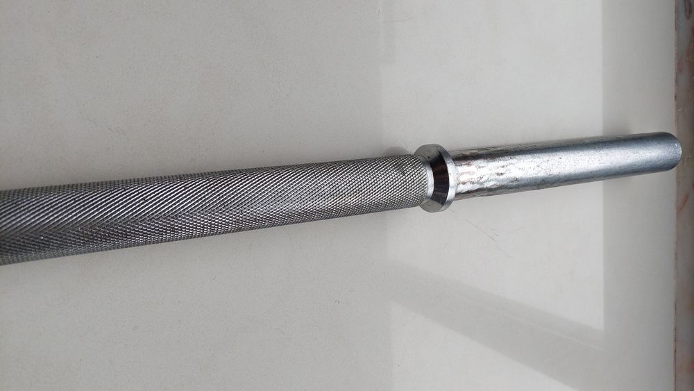 Barra de Musculação Cromada