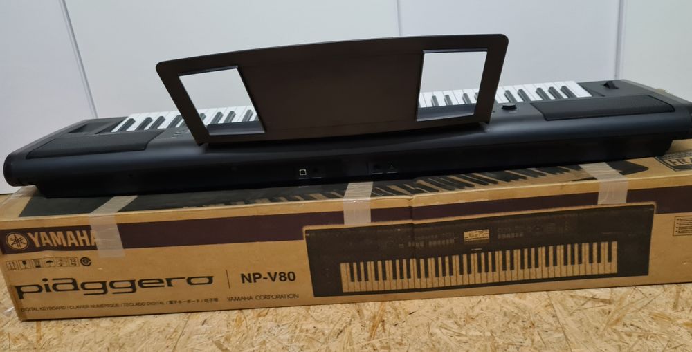 Rezerwacja Yamaha NP-V80 Piaggero, pianino,  keyboard do nauki