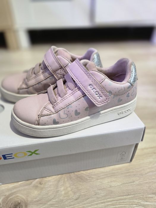 Skórzane trampki sneakers w serduszka Geox B455MA