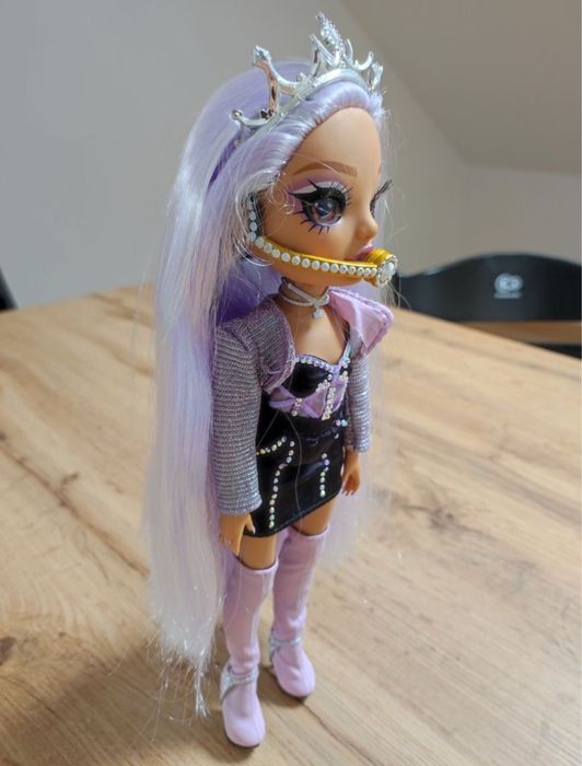 Rainbow high Tiara Song