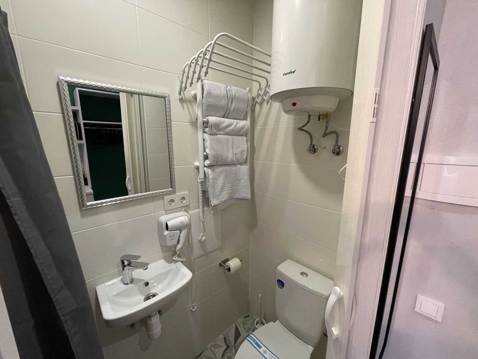 #A145 Квартира подобово. вул. Миколи Амосова 14. Солом