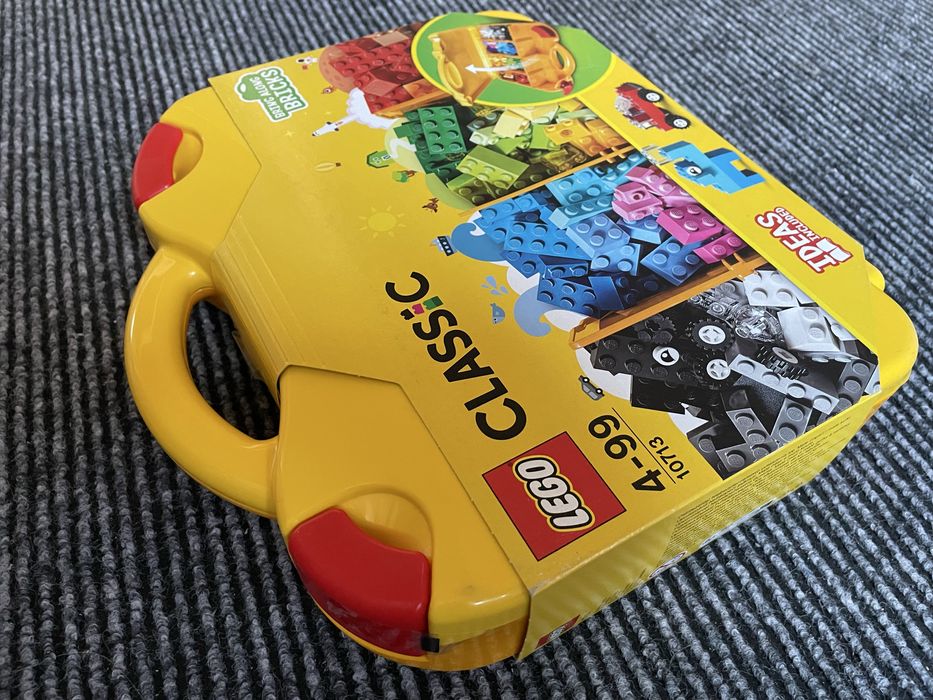 LEGO 10713 Classic Kreatywna walizka