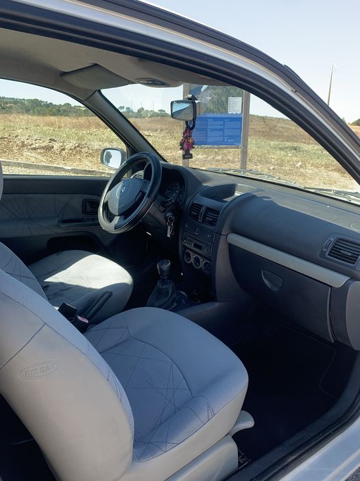 Renault Clio II - 1,5Dci 65cv [2003]