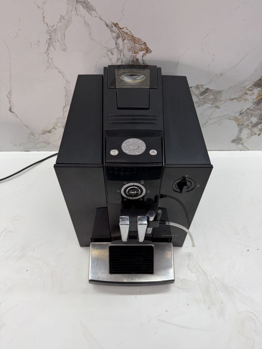Кавомашина Jura Impressa F7