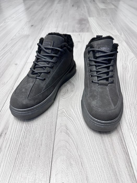 Зимові чоловічі черевики на хутрі, теплі, нові