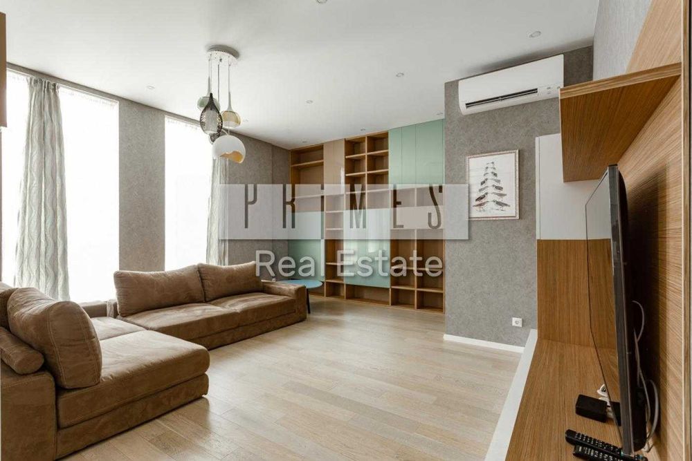 Пропонується до продажу  4-к квартира 119м  у ЖК Новопечерські Липки.