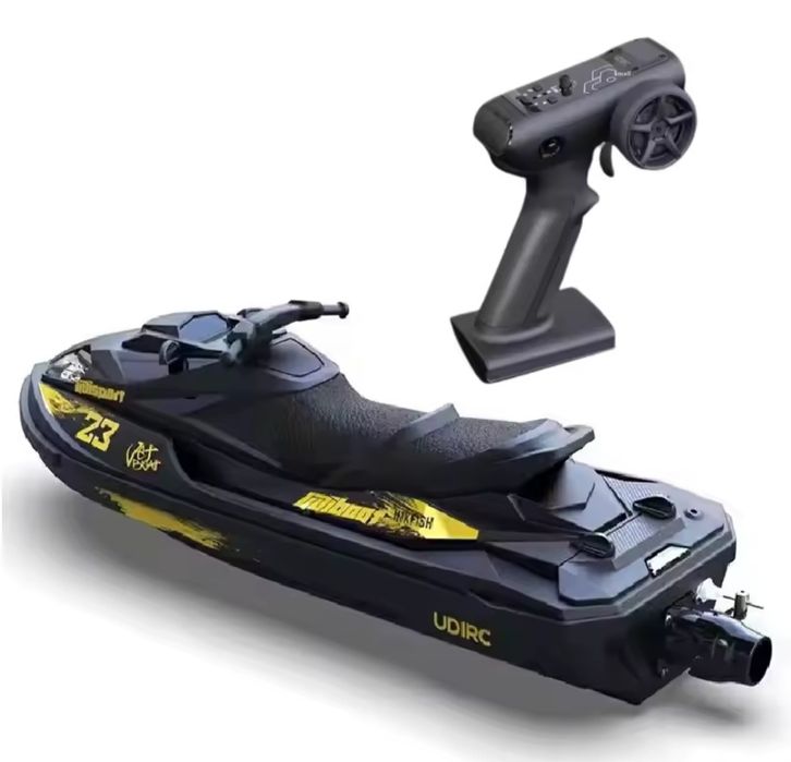 Lancha telecomandada.