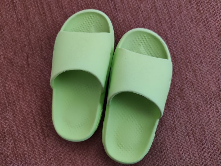 Продам шльопки, розмір 28 (17,5)