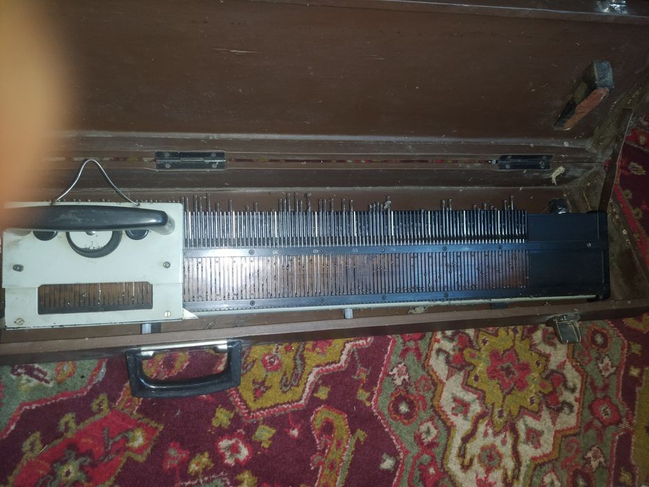 Вязальная машина Нева 3-