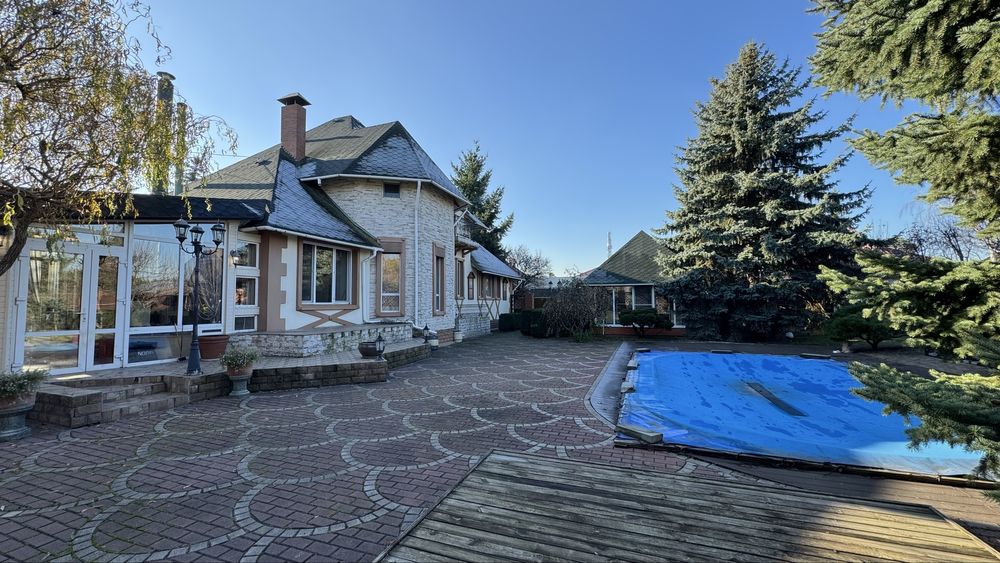 Оренда закритого комплексу та будинку с. Новосілки Вишгородського р-н