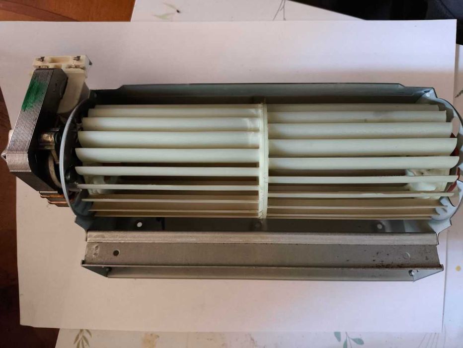 Wentylator chłodzący obudowę do piekarnika Amica