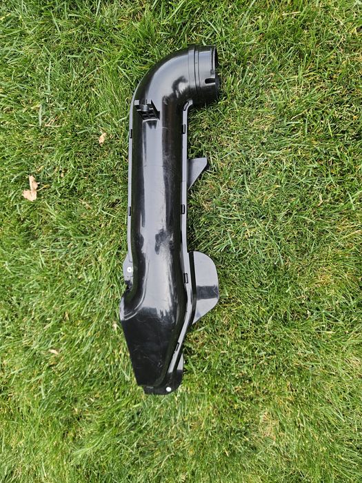 Патрубок повітряного фільтра Mitsubishi L200 Pajero sport 2006-2015