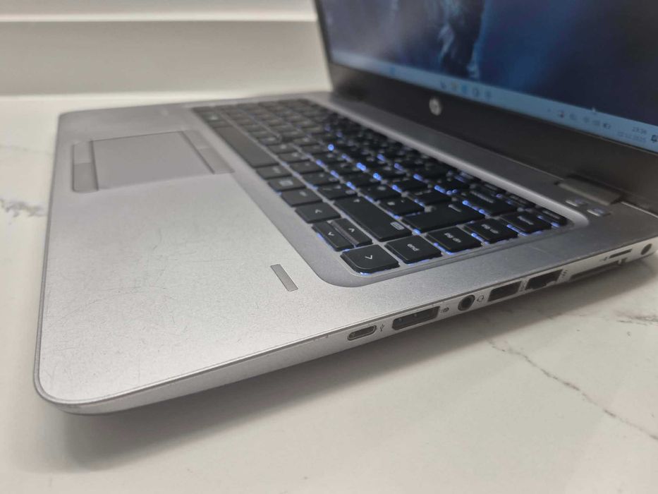 HP EliteBook 840 i5-6300/8GbDDR/240SSD/Win11/BateriaOK
