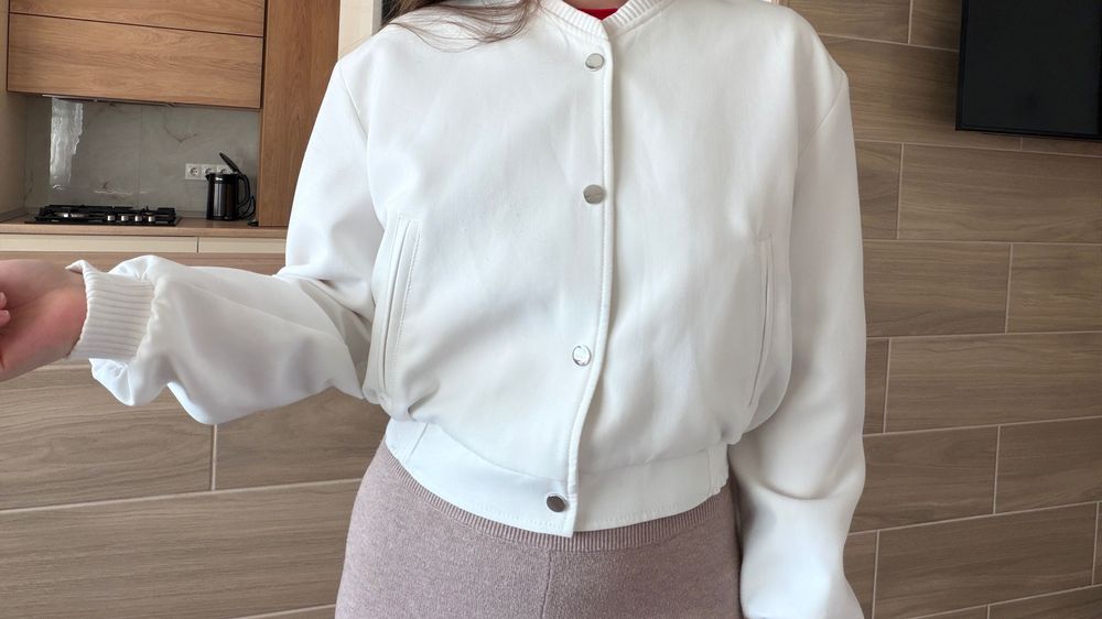 Бомпер     білий