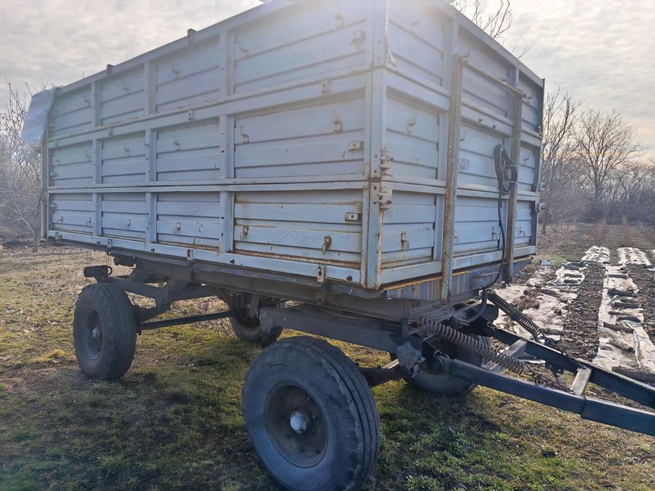 Причіп  2ПТС4  тракторний