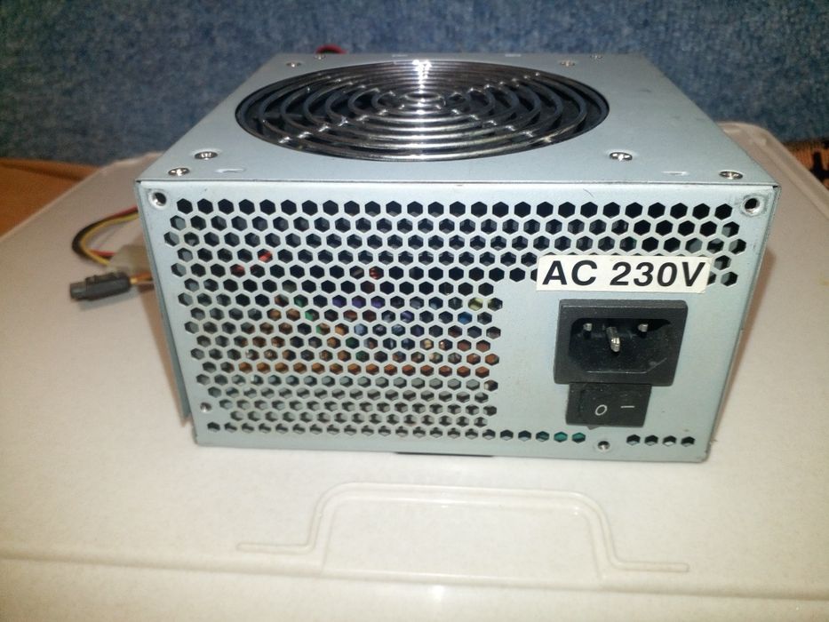 Рабочий! Блок питания к компьютеру